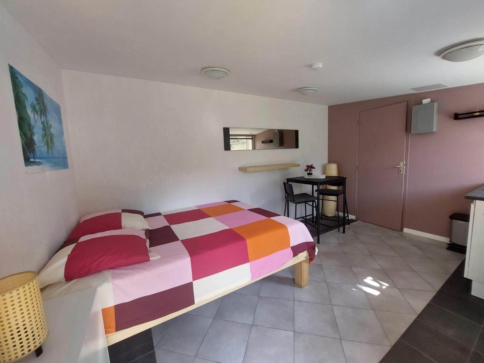 Hotel Aloha Champignol Zewnętrze zdjęcie